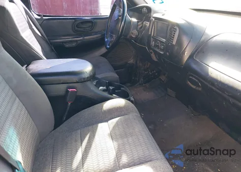 2001 Ford F-150 Lariat/Xl/Xlt z USA, uszkodzony, nr VIN 2FTRX07L31CA65177